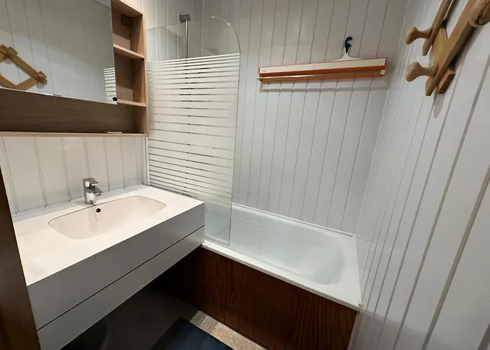 Résidence Le Crey - à Proximité Du Télécabine De Montchavin Mae-7681 *